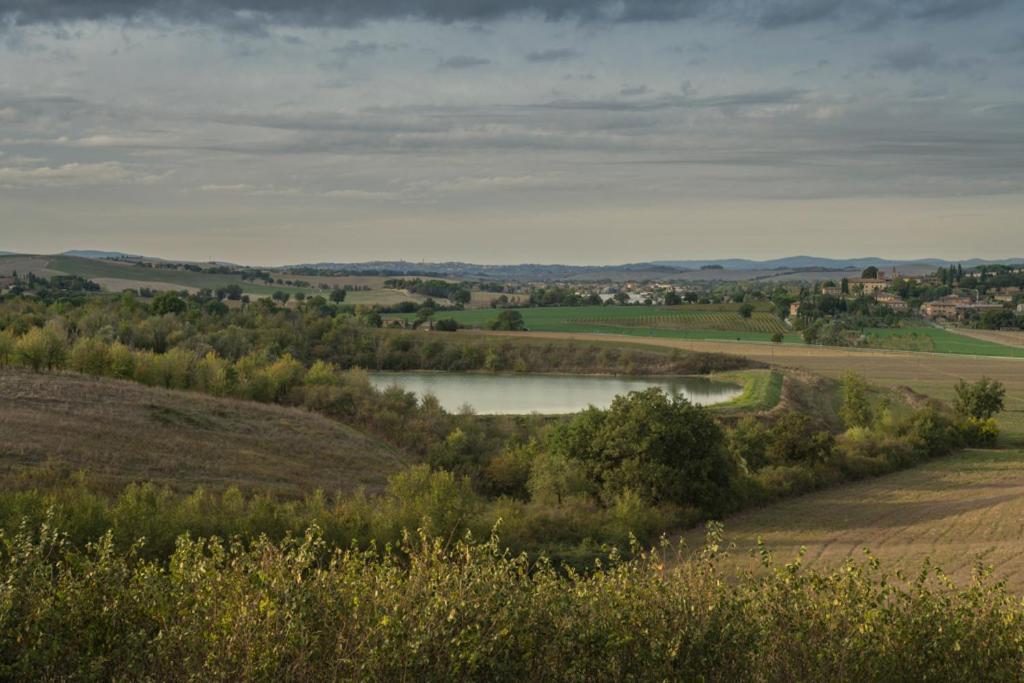 Affittacamere Podere Valserena มอนติโรนี ดาร์เบีย ภายนอก รูปภาพ