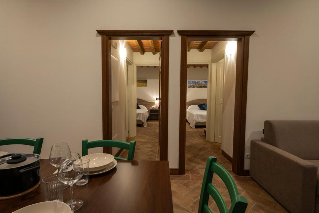 Affittacamere Podere Valserena มอนติโรนี ดาร์เบีย ภายนอก รูปภาพ