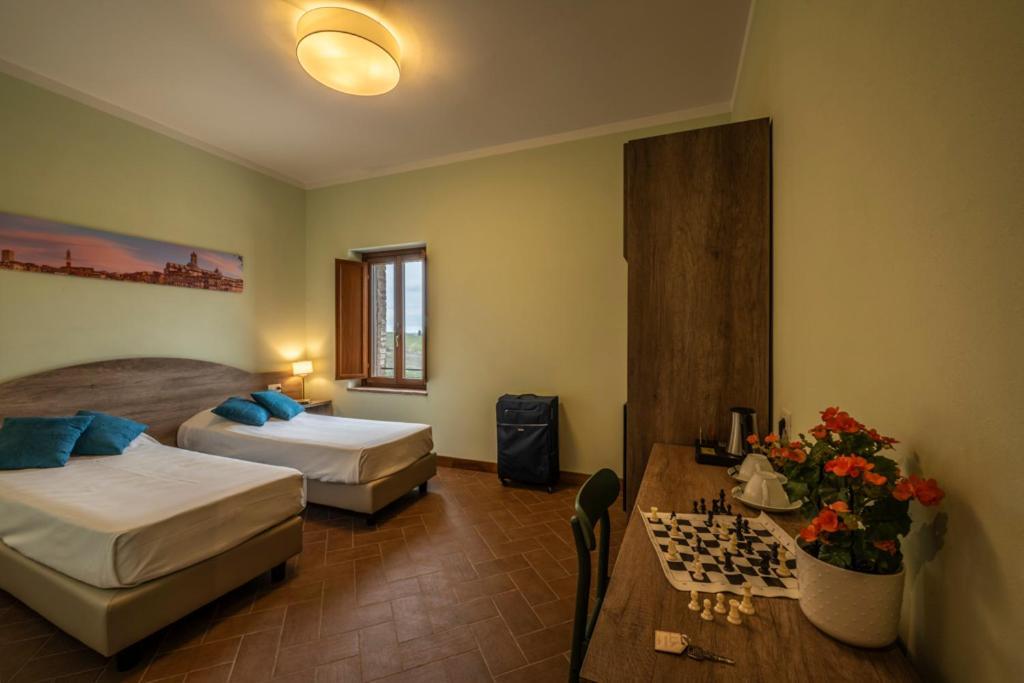 Affittacamere Podere Valserena มอนติโรนี ดาร์เบีย ภายนอก รูปภาพ