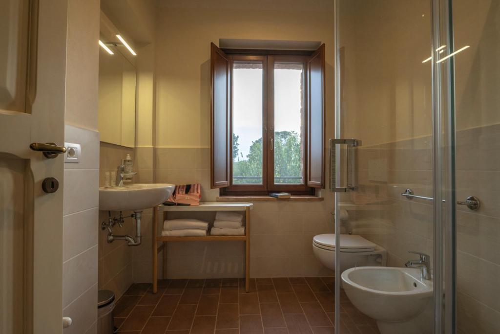 Affittacamere Podere Valserena มอนติโรนี ดาร์เบีย ภายนอก รูปภาพ